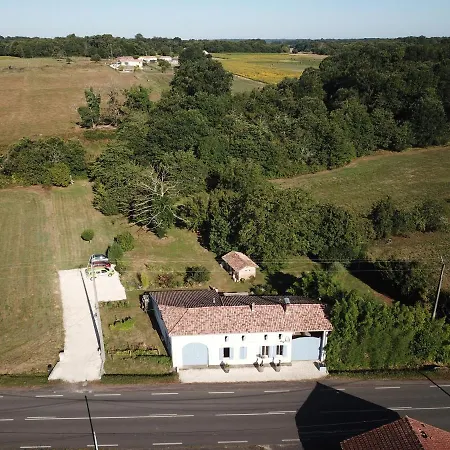 Vignesarichard Bed & Breakfast